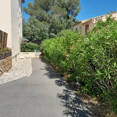 Le Mediterraneo Apartment *